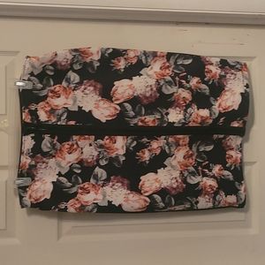 H&M Black Floral skirt with front Zipper